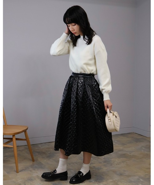 Doumoi（ドゥモエ）の「パール＆ビジュー付き　ニット プルオーバー（ニット/セーター・レディース・ホワイト/ブラック/グレー/ブルー/グリーン・FREE）」の10枚目の写真