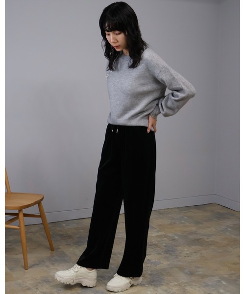 Doumoi（ドゥモエ）の「パール＆ビジュー付き　ニット プルオーバー（ニット/セーター・レディース・ホワイト/ブラック/グレー/ブルー/グリーン・FREE）」の17枚目の写真