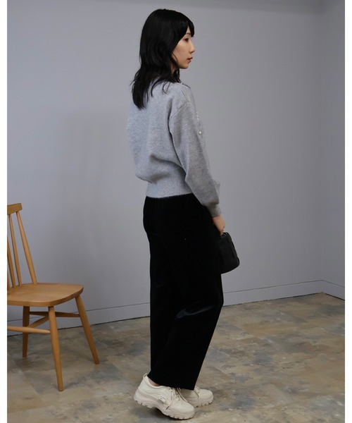 Doumoi（ドゥモエ）の「パール＆ビジュー付き　ニット プルオーバー（ニット/セーター・レディース・ホワイト/ブラック/グレー/ブルー/グリーン・FREE）」の15枚目の写真