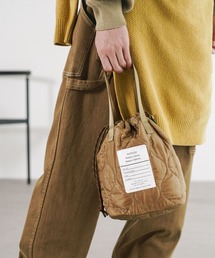 BAYFLOW | ミリタリーキルト巾着ショルダーバッグ(ショルダーバッグ)