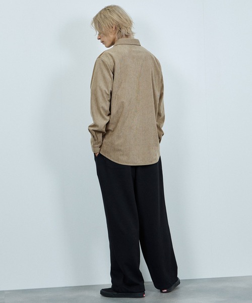 NAVY(ネイビー)の「NAVY コーデユロイ切替えレギュラーシャツ(シャツ/ブラウス・メンズ・アイボリー/チャコールグレー/ベージュ・S/M/L/XL)」の6枚目の写真