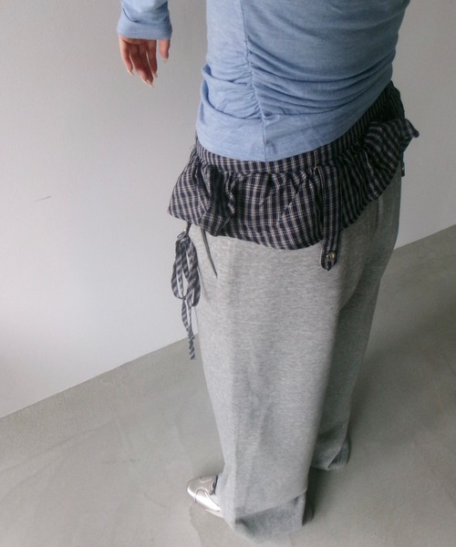 SANSeLF(サンセルフ)の「【SANSeLF】 ウエストフリル付きワイドスウェットパンツ saw25a061(その他パンツ・レディース・ネイビー/ブラック/グレー・FREE)」の17枚目の写真