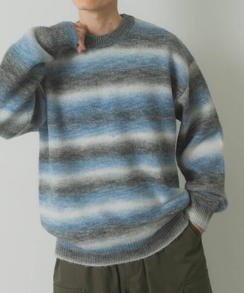 ITEMS URBANRESEARCH(アイテムズ アーバンリサーチ)の「グラデーションクルーネックルーズニット(ニット/セーター・メンズ・ブルー/レッド/イエロー・LARGE/MEDIUM)」の18枚目の写真