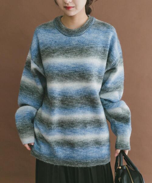 ITEMS URBANRESEARCH(アイテムズ アーバンリサーチ)の「グラデーションクルーネックルーズニット(ニット/セーター・メンズ・ブルー/レッド/イエロー・LARGE/MEDIUM)」の14枚目の写真