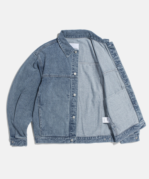ESPIONAGE（エスピオナジ）の「Minimal Denim Trucker Jacket Light Indigo（デニムジャケット・メンズ・その他・MEDIUM）」の2枚目の写真