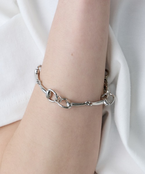 AFF AIVER(エイエフエフアイバー)の「AFF AIVER ホースビットブレスレット MADE IN JAPAN(ブレスレット・メンズ・シルバー・FREE)」の3枚目の写真