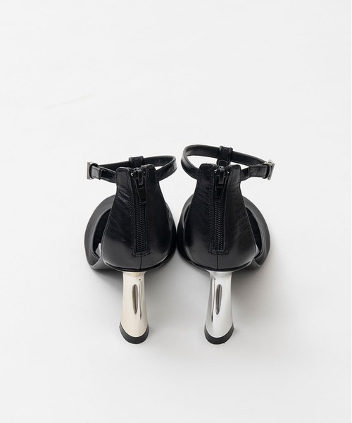 PRANK PROJECT（プランクプロジェクト）の「Tストラップメッシュサンダル / T-Strap Separate Mesh Sandals（サンダル・レディース・ブラック/ベージュ・36/37/38）」の8枚目の写真