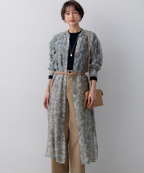 23区 L(ニジュウサンクオオキイサイズ)の「Ericaキャラコ ペイズリープリント シャツワンピース(ワンピース・レディース・スカイブルー系5/アイボリー系5・48/46/44)」の2枚目の写真