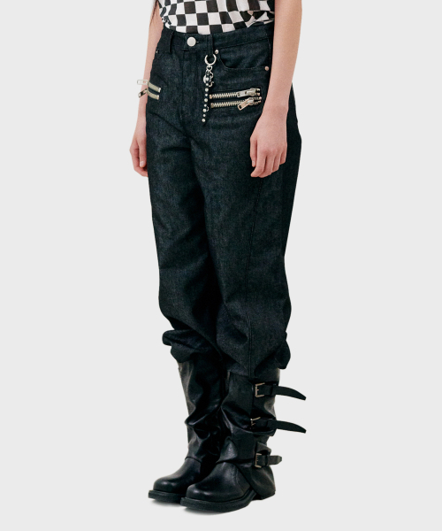 NILLRING(ニルリン)の「P12.00 Zip point pants _ Black(デニムパンツ・レディース・ブラック・SMALL/MEDIUM)」の2枚目の写真