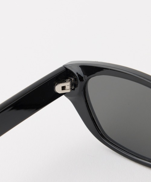 one after another NICE CLAUP（ワンアフターアナザーナイスクラップ）の「フォックス型サングラス（サングラス・レディース・ブラック・FREE）」の4枚目の写真