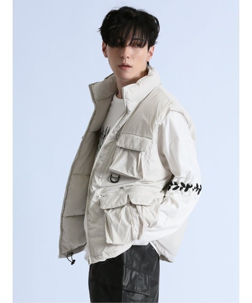 semantic design（セマンティックデザイン）の「【ユーティリティポケット ややゆったり】セマンティックデザイン スタンドカラ― 中綿ベスト（ベスト・メンズ・ライトグレー・LARGE）」の9枚目の写真