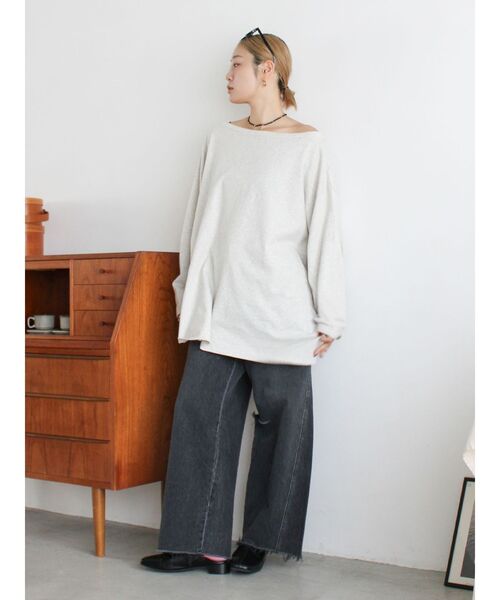 Ungrid(アングリッド)の「クラッシュデザインカーブデニム(デニムパンツ・レディース・ブラック/ライトブルー・24inch/25inch/26inch)」の8枚目の写真