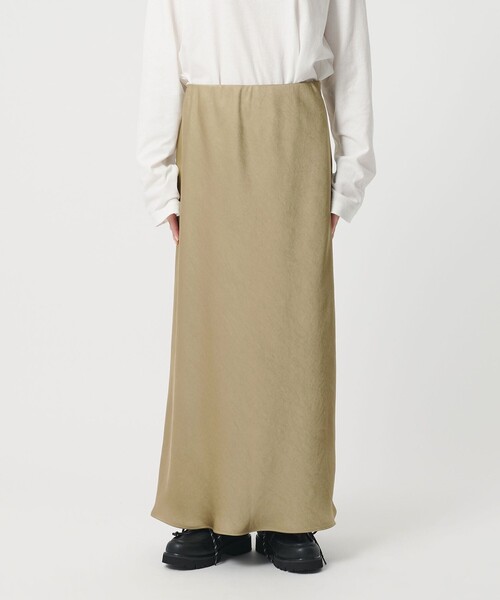 BEAUTY&YOUTH UNITED ARROWS(ビューティーアンドユースユナイテッドアローズ)の「ポリエステルサテン マーメイドフレアスカート(スカート・レディース・ベージュ/ブラック/オフホワイト・XS/S/M/L)」の14枚目の写真