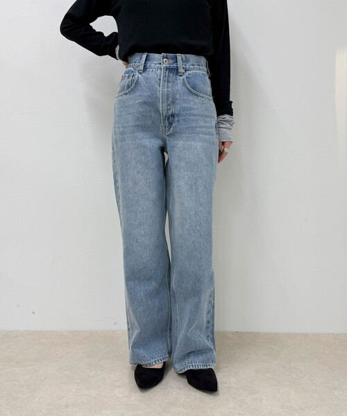 fredy emue（フレディエミュ）の「【待望の新色＆サイズ展開追加／@sora_522m企画】BASIC STRAIGHT DENIM（デニムパンツ・レディース・ブルー/ブラック/アイボリー・37/36/34/38）」の17枚目の写真