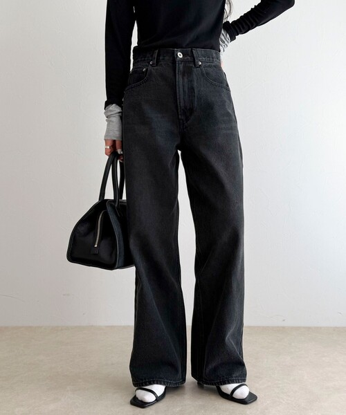 fredy emue（フレディエミュ）の「【待望の新色＆サイズ展開追加／@sora_522m企画】BASIC STRAIGHT DENIM（デニムパンツ・レディース・ブルー/ブラック/アイボリー・37/36/34/38）」の5枚目の写真