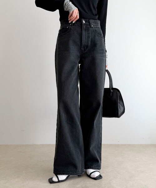 fredy emue（フレディエミュ）の「【待望の新色＆サイズ展開追加／@sora_522m企画】BASIC STRAIGHT DENIM（デニムパンツ・レディース・ブルー/ブラック/アイボリー・37/36/34/38）」の6枚目の写真