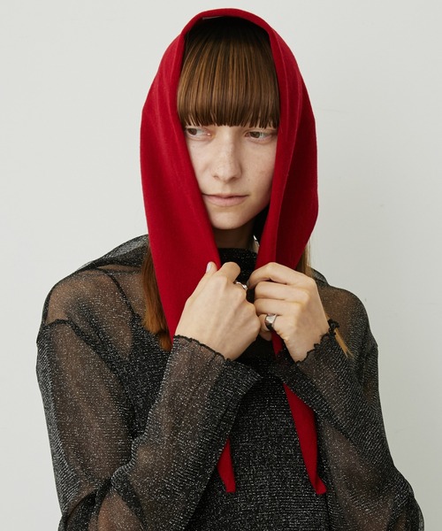 uyu.(ウユ)の「トライアングルストール/サンカクストール(ストール/ショール・レディース・グレー/ワイン/ブラック/アイボリー・FREE)」の18枚目の写真