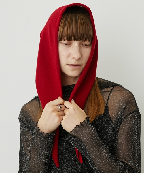 uyu.(ウユ)の「トライアングルストール/サンカクストール(ストール/ショール・レディース・グレー/ワイン/ブラック/アイボリー・FREE)」の19枚目の写真