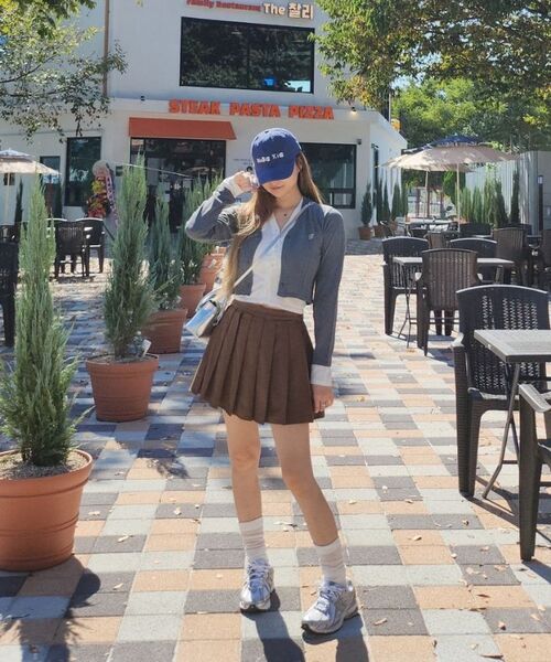 BELLOL(ベロエル)の「ベーシックプリーツスカートブラウン(スカート・レディース・その他・SMALL/MEDIUM)」の6枚目の写真