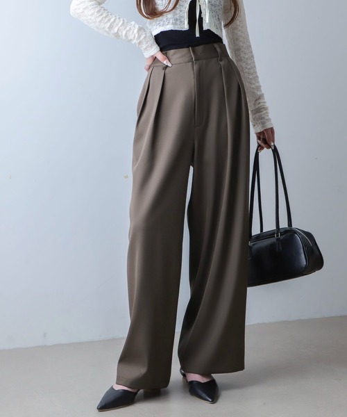 WEGO（ウィゴー）の「WEGO/【26年春夏新作】タックワイドスラックス（スラックス・レディース・グレー/ブラウン/ブラック・LARGE/MEDIUM）」の3枚目の写真