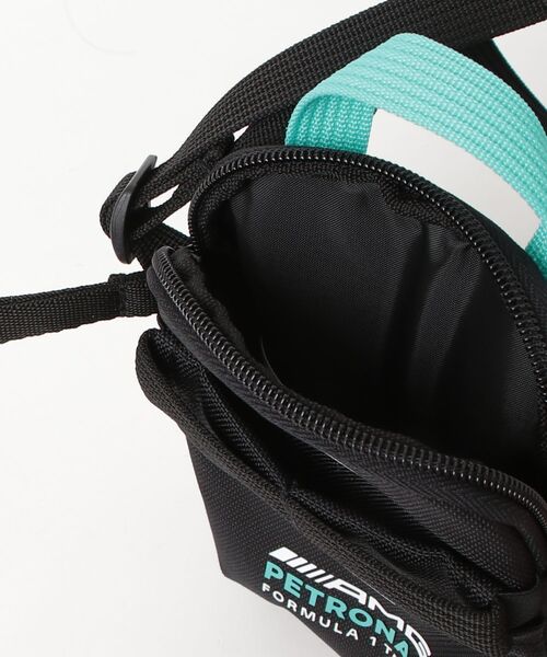 adidas(アディダス)の「メルセデスAMG ペトロナス フォーミュラ1 チーム DNA オーガナイザー / アディダスオリジナルス adidas Originals(エコバッグ/サブバッグ・メンズ・ブラック・FREE)」の9枚目の写真