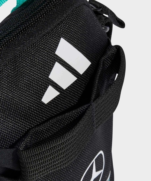 adidas(アディダス)の「メルセデスAMG ペトロナス フォーミュラ1 チーム DNA オーガナイザー / アディダスオリジナルス adidas Originals(エコバッグ/サブバッグ・メンズ・ブラック・FREE)」の5枚目の写真
