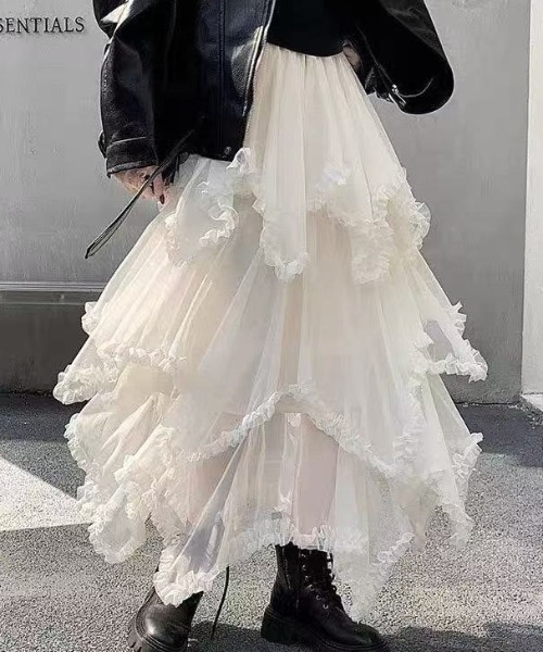 Achic(アシック)の「チュールレース ロングスカート(スカート・レディース・ブラック/ブラウン/ホワイト・M)」の1枚目の写真