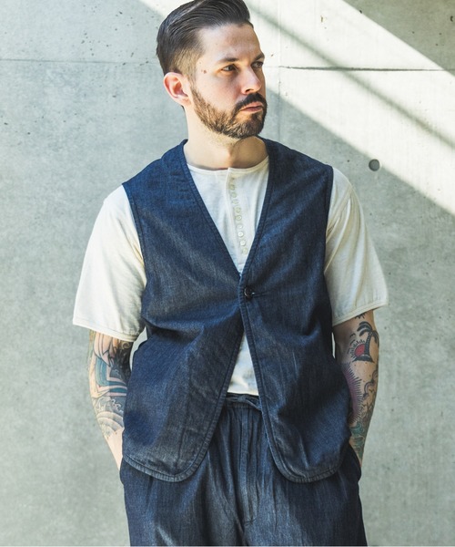 MR.OLIVE（ミスターオリーブ）の「RINSE WASH 6oz SUPER LIGHT DENIM / ONE BUTTON VEST /M261111（ベスト・メンズ・ナチュラル/ブラック/インディゴブルー・MEDIUM/LARGE）」の5枚目の写真