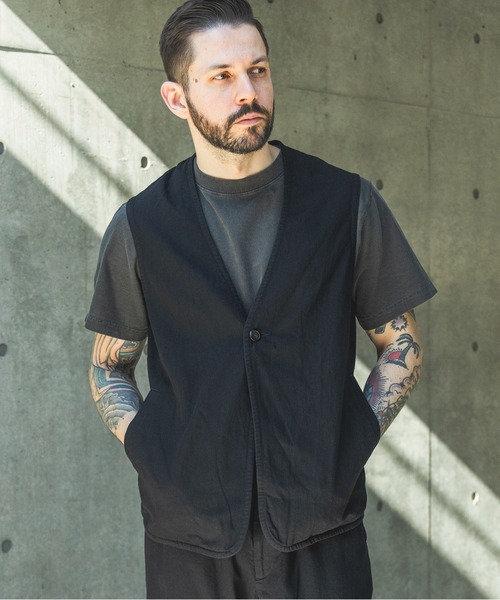 MR.OLIVE（ミスターオリーブ）の「RINSE WASH 6oz SUPER LIGHT DENIM / ONE BUTTON VEST /M261111（ベスト・メンズ・ナチュラル/ブラック/インディゴブルー・MEDIUM/LARGE）」の6枚目の写真