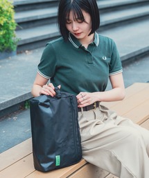 KiU（キウ）の「600D シューズバッグ  キャリーオン可能（シューズ小物/雑貨）」