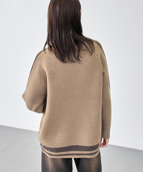 ANAP（アナップ）の「ゲーミング ロゴ ハイネック ジップ ニット パーカー（ニット/セーター・レディース・ブラック/ベージュ/ネイビー・F）」の14枚目の写真