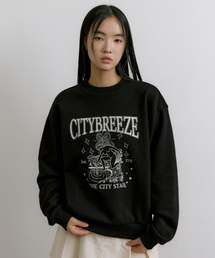 エッセンシャルスタリットシティグラフィックスウェットシャツ_BLACK