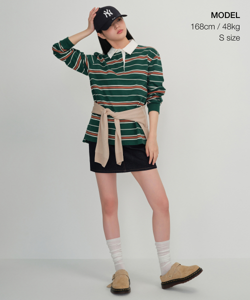 MUSINSA STANDARD WOMAN（ムシンサスタンダードウーマン）の「ウィメンズリラックスドマルチストライプラグビーシャツ[グリーン]（ポロシャツ・レディース・その他・SMALL/MEDIUM/X-SMALL/LARGE）」の2枚目の写真