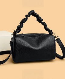 VQ（ブイキュー）の「【2WAY】クシュクシュ ワンハンドル ミニショルダーバッグ（ショルダーバッグ）」