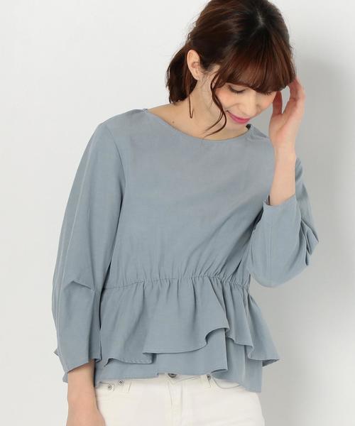 Another Edition(アナザーエディション)の「ヘムフリルブラウス/AEBFC TEN/C ヘムフリル BL(シャツ/ブラウス・レディース・オフホワイト/ライトブルー・FREE)」の1枚目の写真