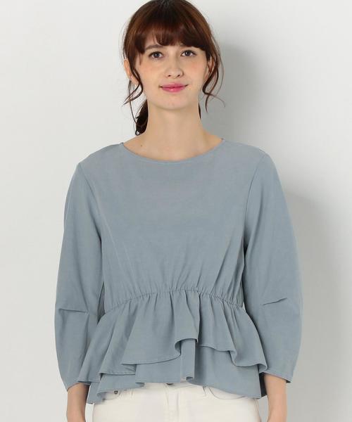 Another Edition(アナザーエディション)の「ヘムフリルブラウス/AEBFC TEN/C ヘムフリル BL(シャツ/ブラウス・レディース・オフホワイト/ライトブルー・FREE)」の4枚目の写真