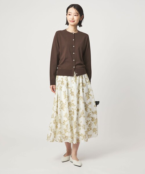 green label relaxing(グリーンレーベルリラクシング)の「HIYOKE クルーネック ニット カーディガン マシンウォッシャブル 接触冷感 UVカット 遮熱(カーディガン/ボレロ・レディース・ホワイト/ライトグレー/ダークブラウン/レッド/ネイビー・FREE)」の9枚目の写真