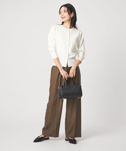 green label relaxing(グリーンレーベルリラクシング)の「HIYOKE クルーネック ニット カーディガン マシンウォッシャブル 接触冷感 UVカット 遮熱(カーディガン/ボレロ・レディース・ホワイト/ライトグレー/ダークブラウン/レッド/ネイビー・FREE)」の12枚目の写真