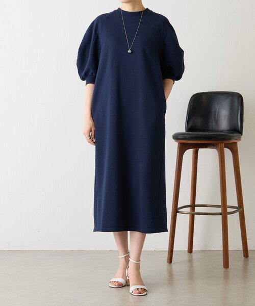 BEARDSLEY（ビアズリー）の「ランタンスリーブウラケワンピース（ワンピース・レディース・グレー/ネイビー・FREE）」の22枚目の写真