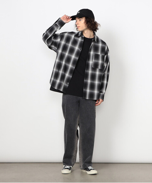 Purple&Yellow（パープルアンドイエロー）の「オンブレーチェックシャツ（シャツ/ブラウス・メンズ・ブラック/サックスブルー・SMALL/MEDIUM/LARGE）」の3枚目の写真