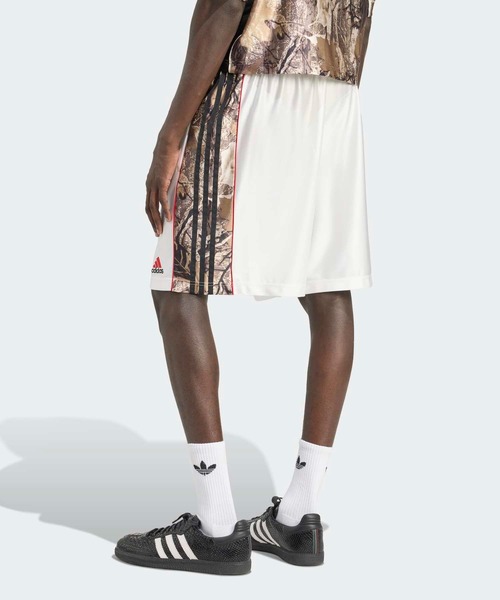 adidas（アディダス）の「アディダス オリジナルス 迷彩柄 ショーツ / アディダスオリジナルス adidas Originals（その他パンツ・メンズ・ホワイト・XX-LARGE/MEDIUM/X-LARGE）」の3枚目の写真