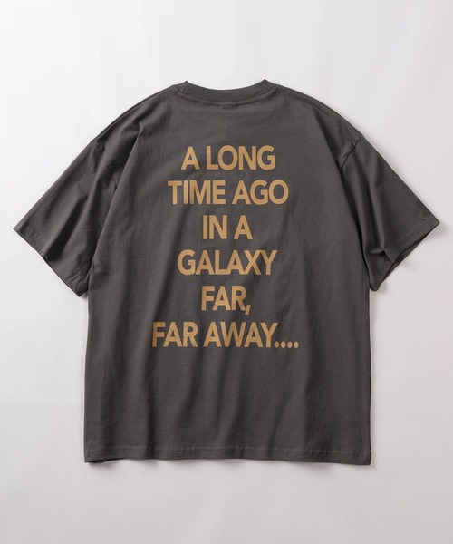 STAR WARS（スターウォーズ）の「【71】【STAR WARS/スターウォーズ】ユーズドライク クルーネックTシャツ/バックプリント/ユニセックス/レディース/メンズ（Tシャツ/カットソー・メンズ・アイボリー系3/アイボリー系2/アイボリー系1/グレー系1/グレー系3/グレー系2/アイボリー系/グレー系・M/XL/L）」の16枚目の写真