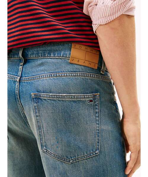 tommy jeans(トミー ジーンズ)の「リラックスストレートデニムパンツ(デニムパンツ・メンズ・インディゴブルー・32inch/34inch/28inch/36inch/30W 32L)」の2枚目の写真