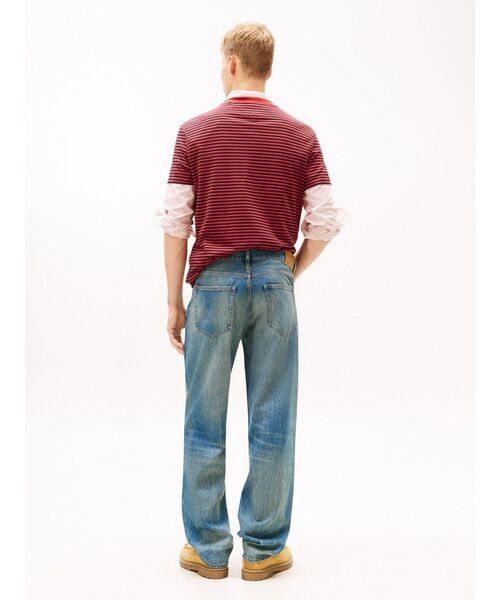tommy jeans(トミー ジーンズ)の「リラックスストレートデニムパンツ(デニムパンツ・メンズ・インディゴブルー・32inch/34inch/28inch/36inch/30W 32L)」の3枚目の写真