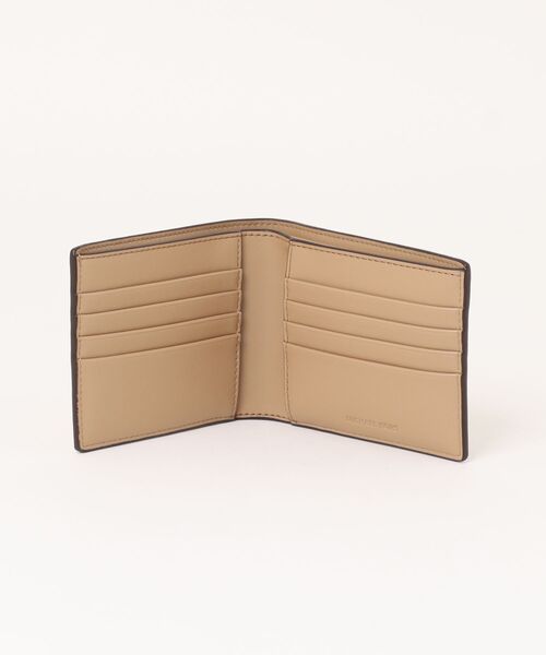 MICHAEL KORS（マイケルコース）の「BILLFOLD W PASSCASE Billfold（札入れ/マネークリップ・メンズ・キャメル・FREE）」の4枚目の写真