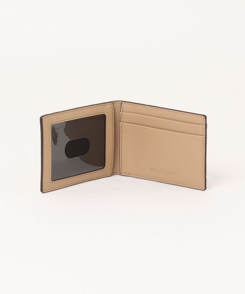 MICHAEL KORS（マイケルコース）の「BILLFOLD W PASSCASE Billfold（札入れ/マネークリップ・メンズ・キャメル・FREE）」の5枚目の写真