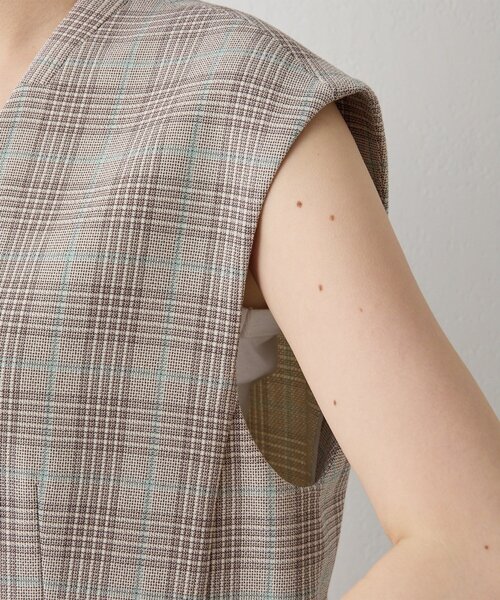 Whim Gazette（ウィムガゼット）の「コットンチェックジレ（ベスト・レディース・ベージュ・FREE）」の19枚目の写真