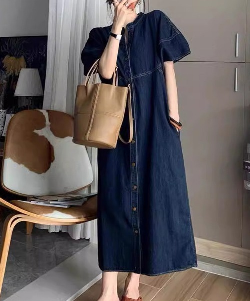 Flugge(フラッジー)の「パフスリーブデニムロングワンピ(ワンピース・レディース・ブルー・LARGE/MEDIUM)」の1枚目の写真