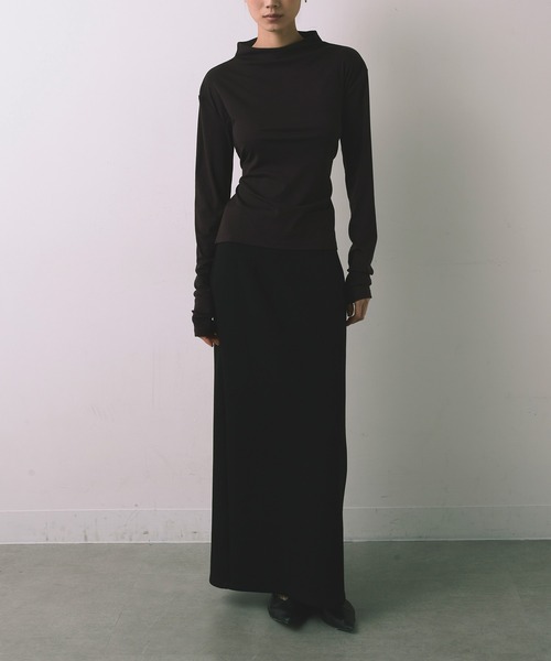 kiehtova(キエトヴァ)の「【kiehtova】BACK SLIT TOPS/バックスリットトップス KTWR63(Tシャツ/カットソー・レディース・ブラック/ベージュ/ダークパープル・FREE)」の20枚目の写真