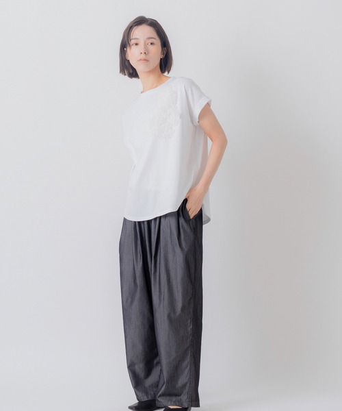 Kelen(ケレン)の「「KELEN / ケレン」チュール刺繍デザインコットンジャージープルオーバー(Tシャツ/カットソー・レディース・チャコールグレー/ライトグレー/ブラック/オフホワイト・M/S)」の22枚目の写真